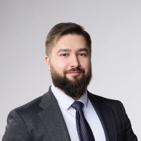 Золото вновь опустилось ниже $4 000 за унцию